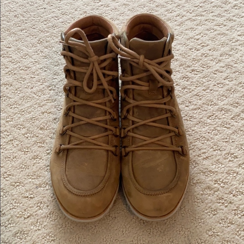 Sorel Women’s Harlow Lace Bootie